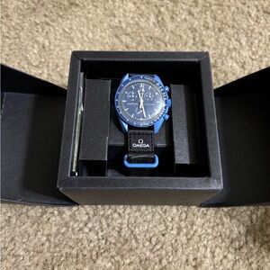 Swatch MoonSwatch Mission to Neptune- brand new